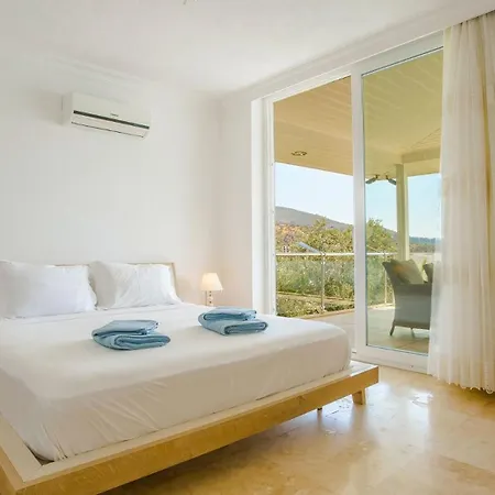 Villa 5 Bedroom Luxury 7073