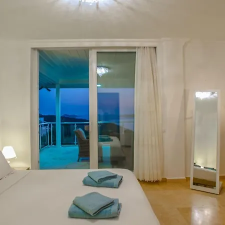 5 Bedroom Luxury 7073 Kalkan