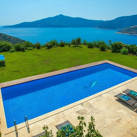 Villa 5 Bedroom Luxury 7073