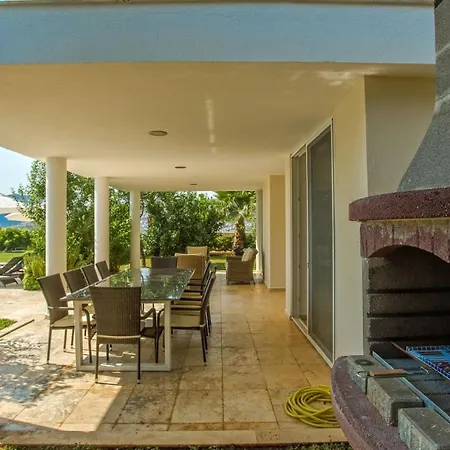 5 Bedroom Luxury 7073 빌라 칼칸